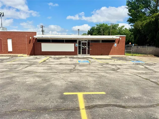Photo 3 — 3034 Del View Drive, Del City, OK 73115
