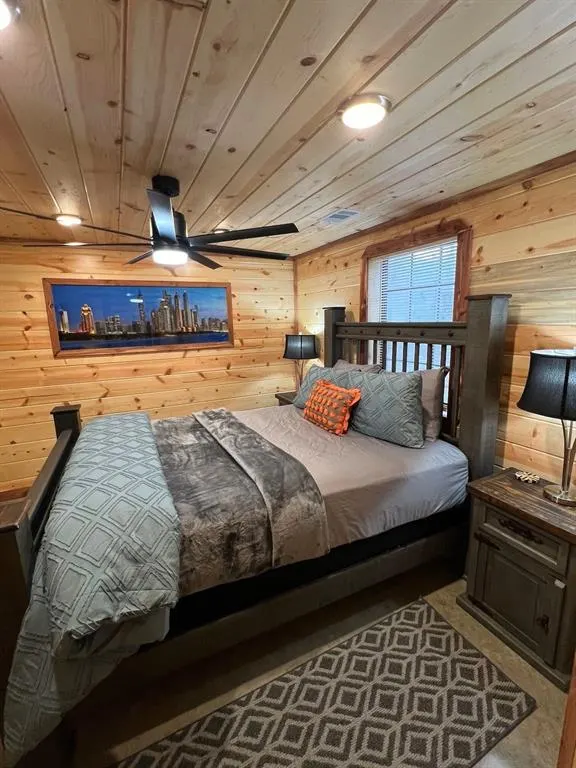 Photo 11 — 915 Riverview Road, Smithville, OK 74957