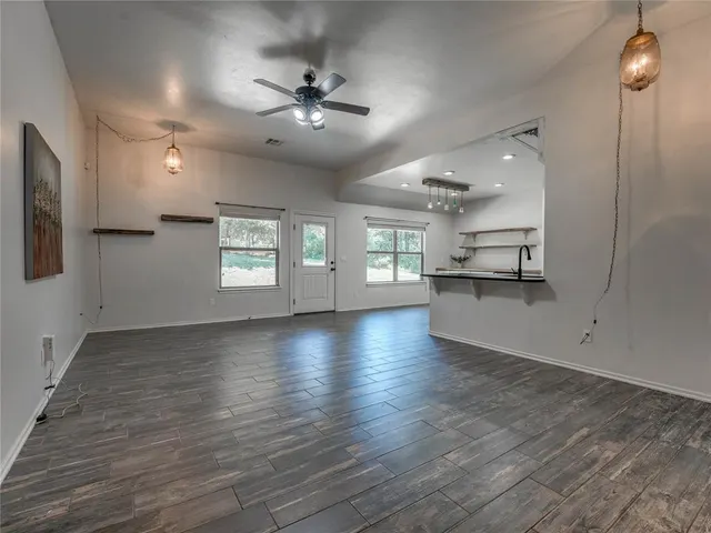 Photo 4 — 5865 Timberland Crossing, Guthrie, OK 73044