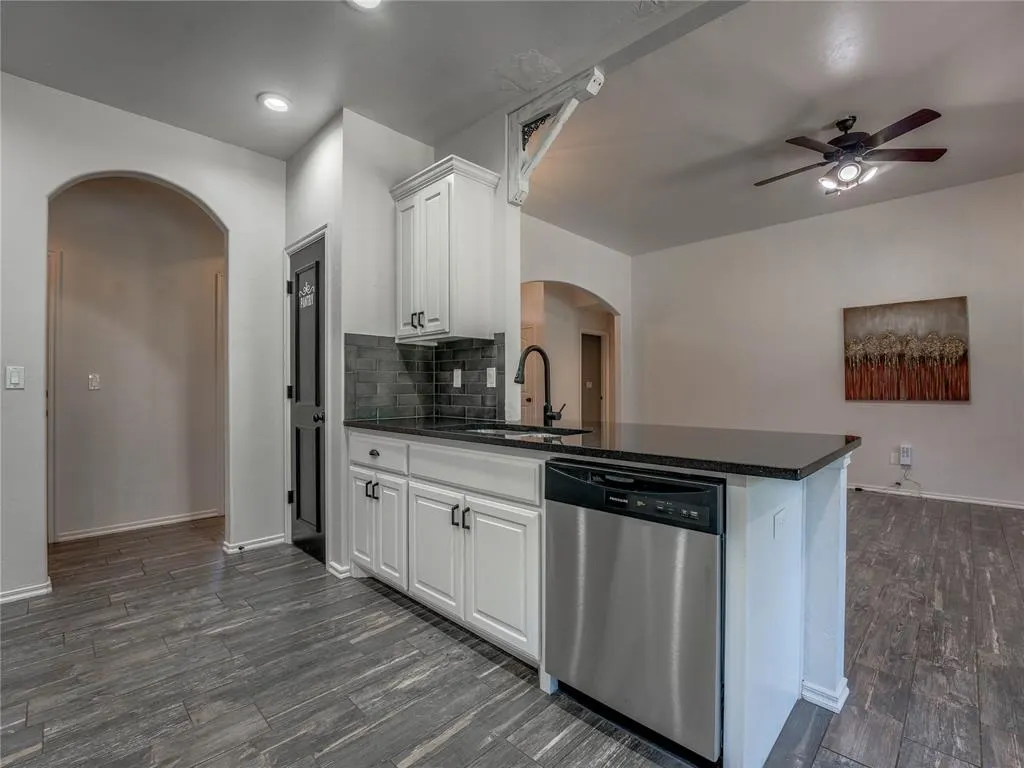Photo 10 — 5865 Timberland Crossing, Guthrie, OK 73044