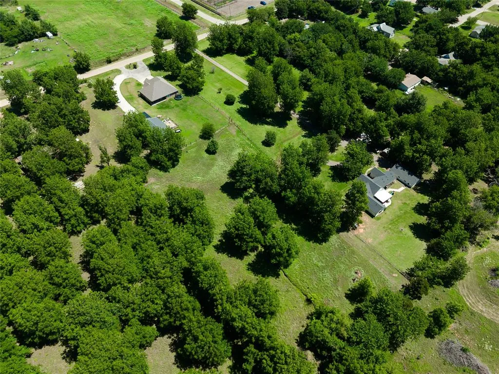 Photo 41 — 2221 W College Avenue, Guthrie, OK 73044