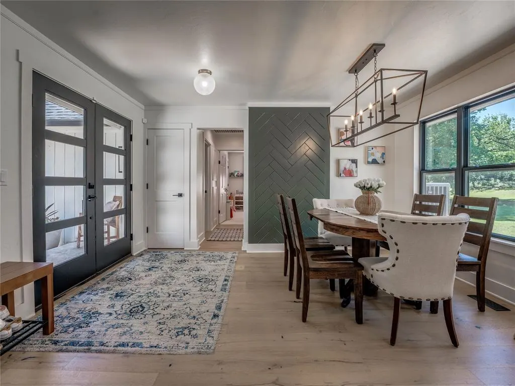 Photo 3 — 2221 W College Avenue, Guthrie, OK 73044