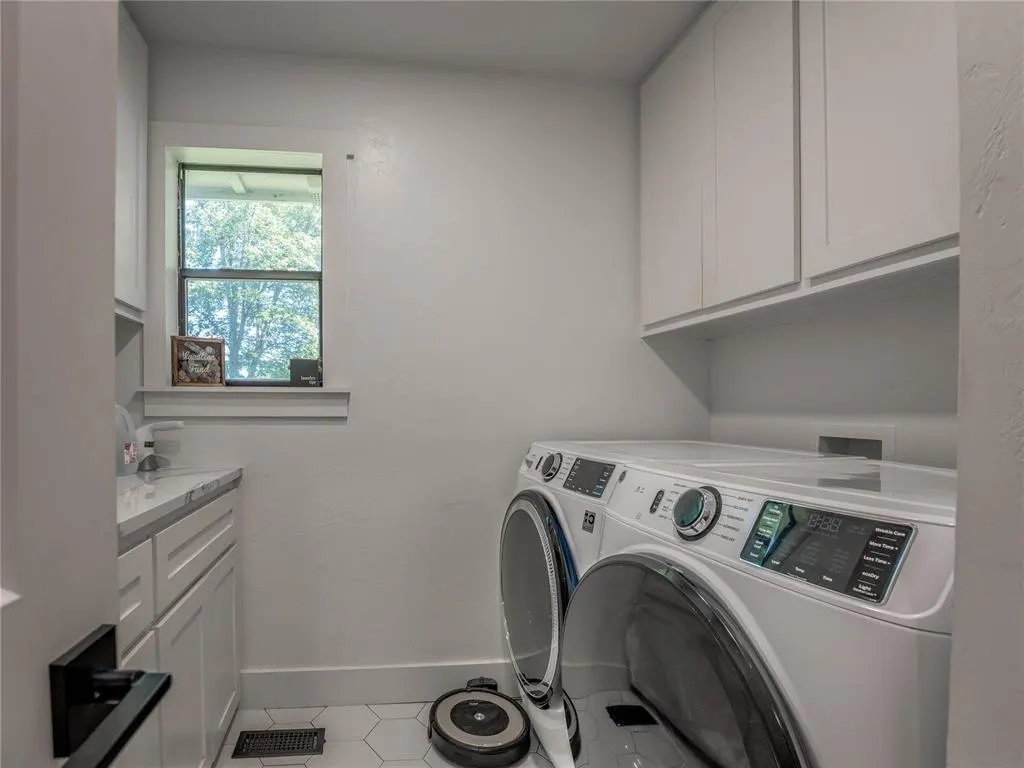 Photo 35 — 2221 W College Avenue, Guthrie, OK 73044