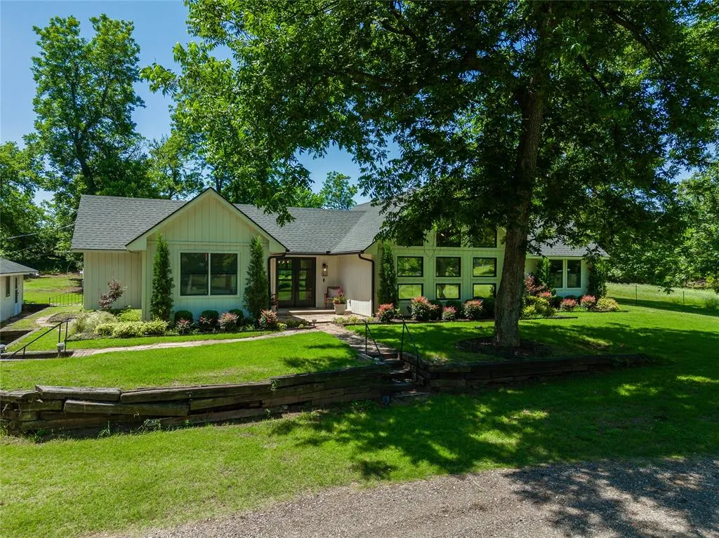 Photo 49 — 2221 W College Avenue, Guthrie, OK 73044