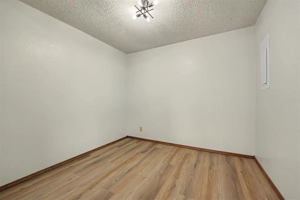 Photo 40 — 308 Elkview Drive, Elk City, OK 73644