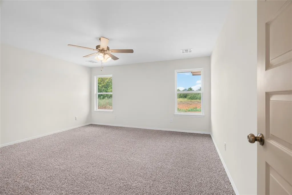 Photo 16 — 1905 Long Cove Avenue, Yukon, OK 73099