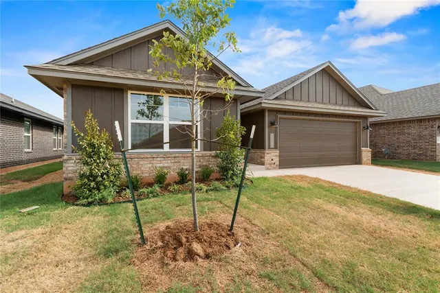 Photo 3 — 10641 SW 18th Street, Yukon, OK 73099