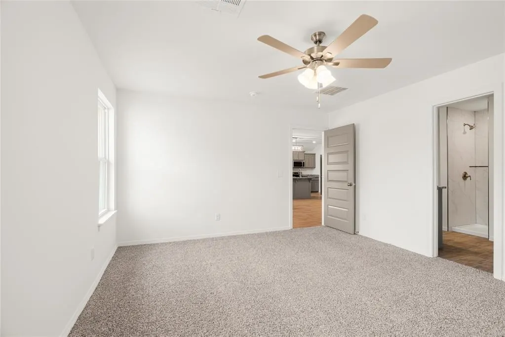 Photo 15 — 10641 SW 18th Street, Yukon, OK 73099