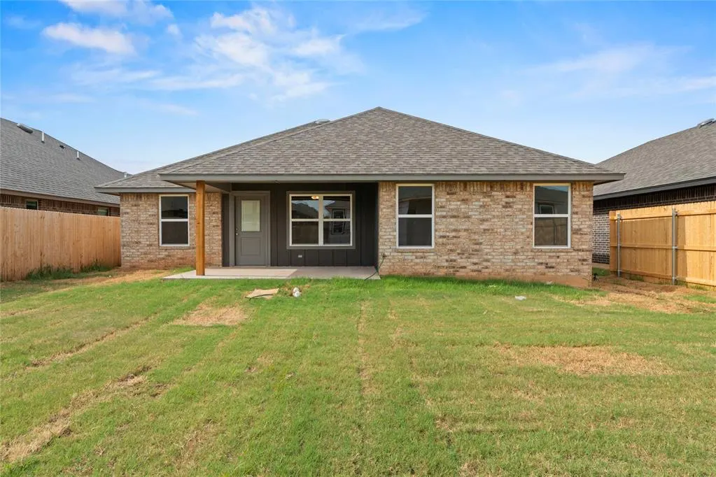 Photo 27 — 10641 SW 18th Street, Yukon, OK 73099