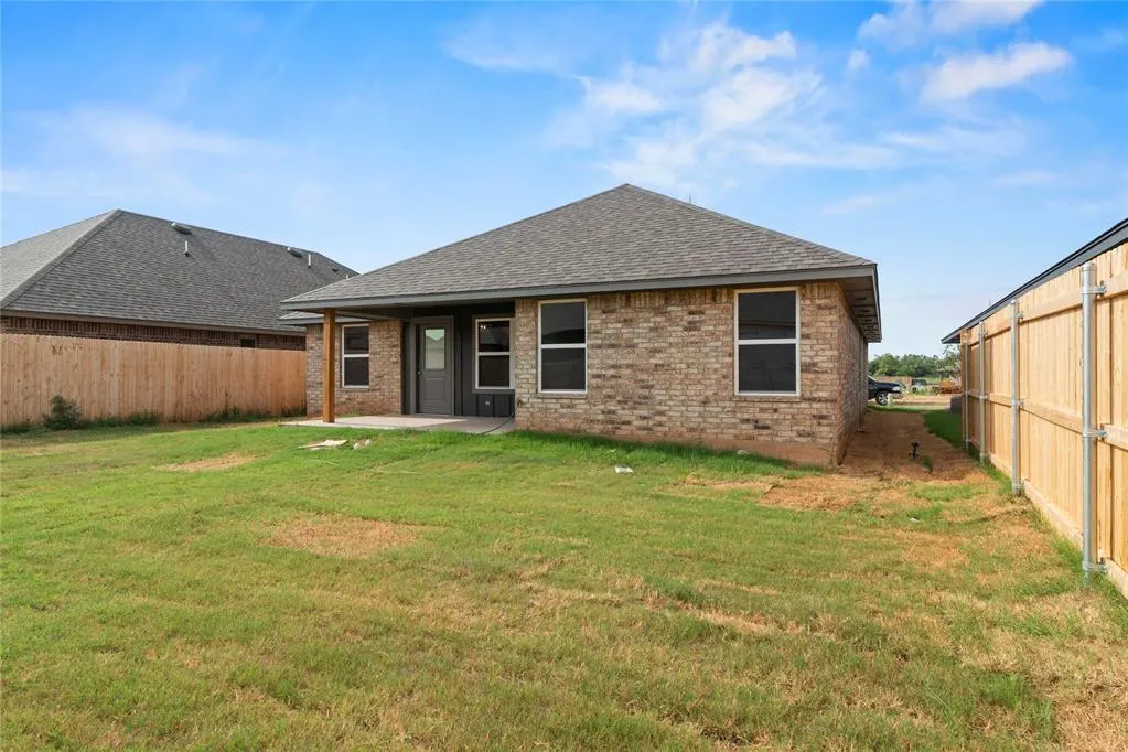 Photo 31 — 10641 SW 18th Street, Yukon, OK 73099