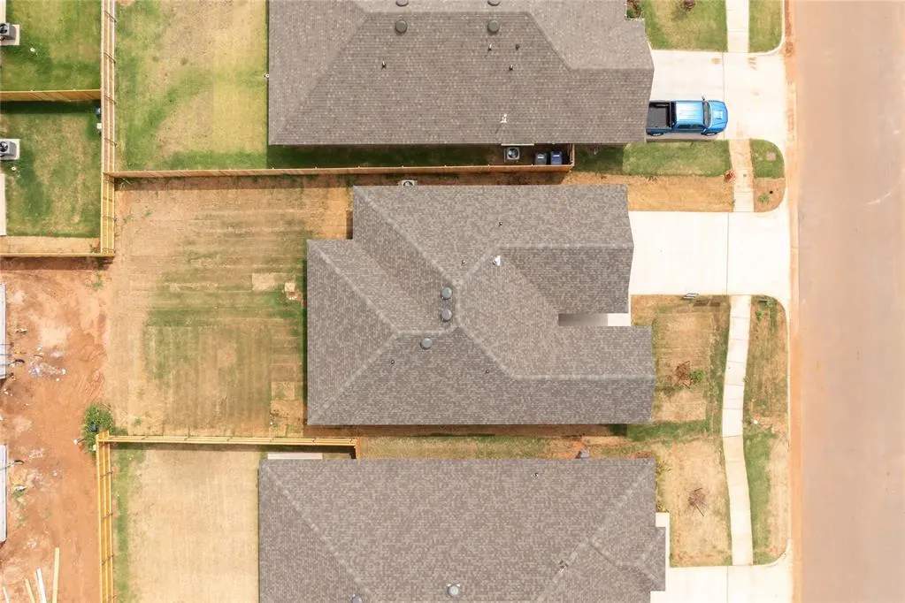 Photo 34 — 10641 SW 18th Street, Yukon, OK 73099
