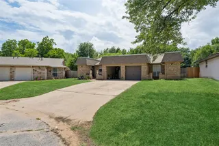Sold home at 603 N Whispering Oak Road