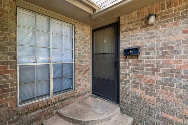 Photo 7 — 603 N Whispering Oak Road, Oklahoma City, OK 73127