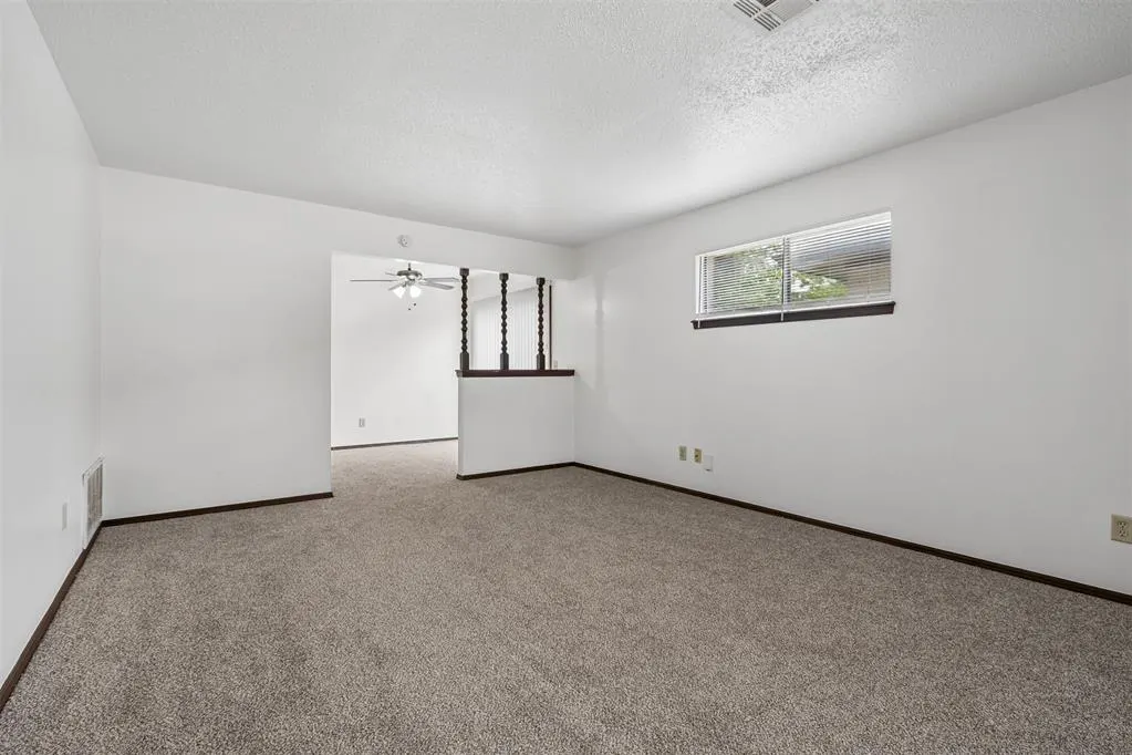 Photo 10 — 603 N Whispering Oak Road, Oklahoma City, OK 73127