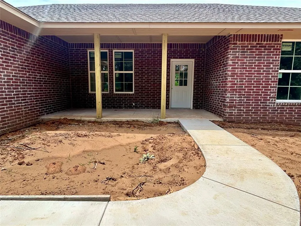 Photo 3 — 2465 Gina Court, Guthrie, OK 73044