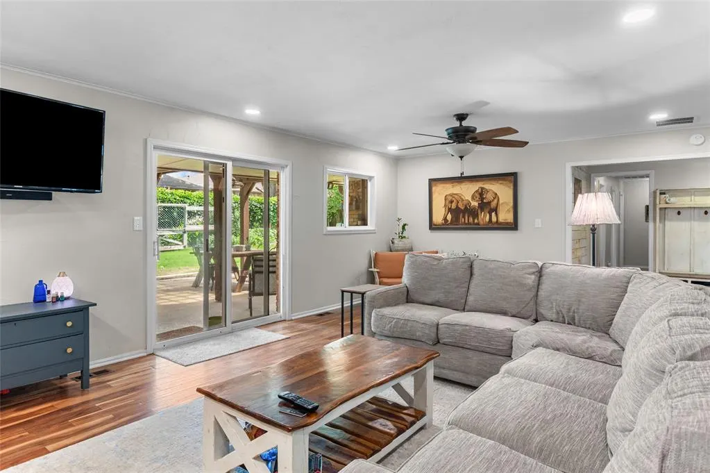 Photo 11 — 4509 NW 31st Place, Oklahoma City, OK 73122