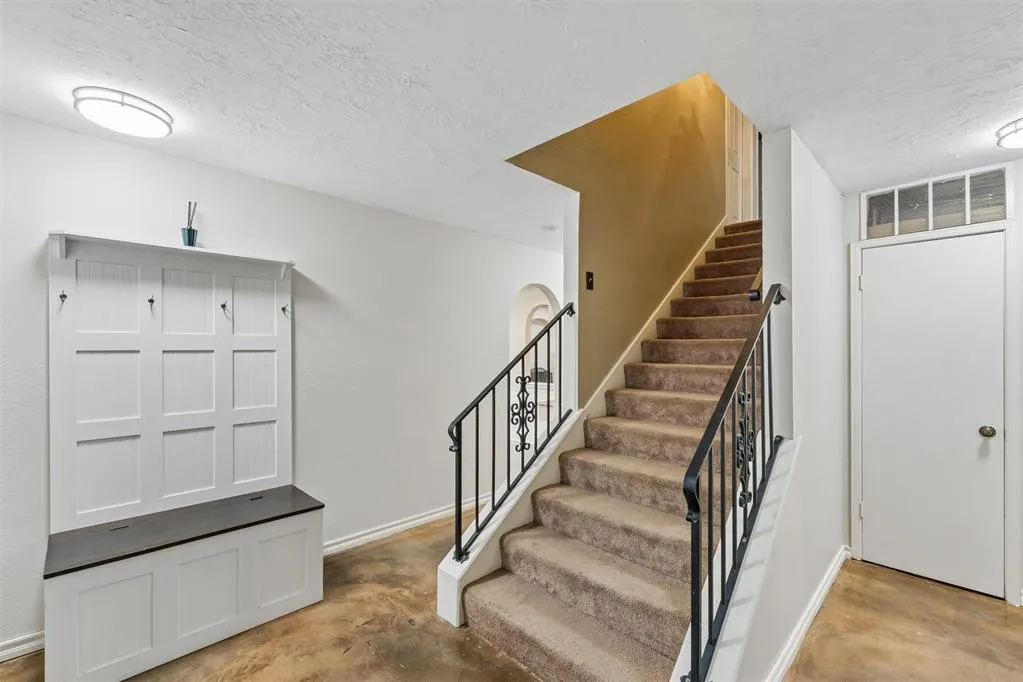 Photo 3 — 6016 Marlow Lane, Oklahoma City, OK 73132