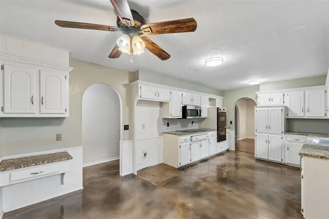 Photo 8 — 6016 Marlow Lane, Oklahoma City, OK 73132