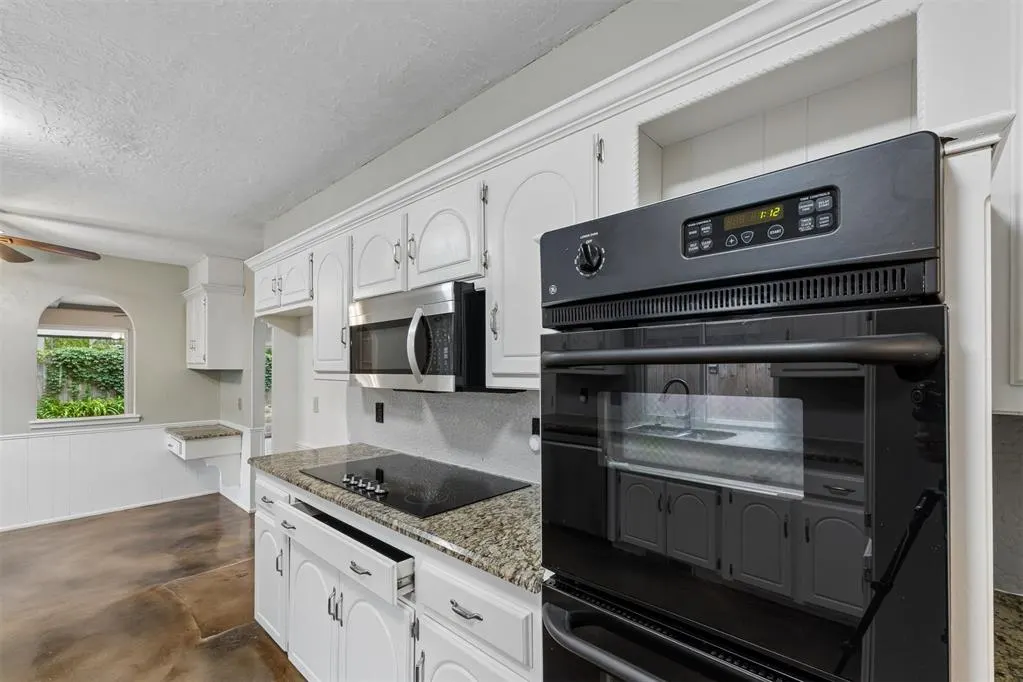 Photo 11 — 6016 Marlow Lane, Oklahoma City, OK 73132