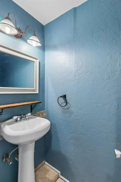 Photo 25 — 6016 Marlow Lane, Oklahoma City, OK 73132