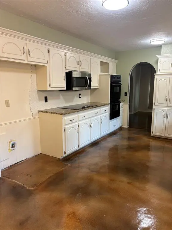Photo 12 — 6016 Marlow Lane, Oklahoma City, OK 73132