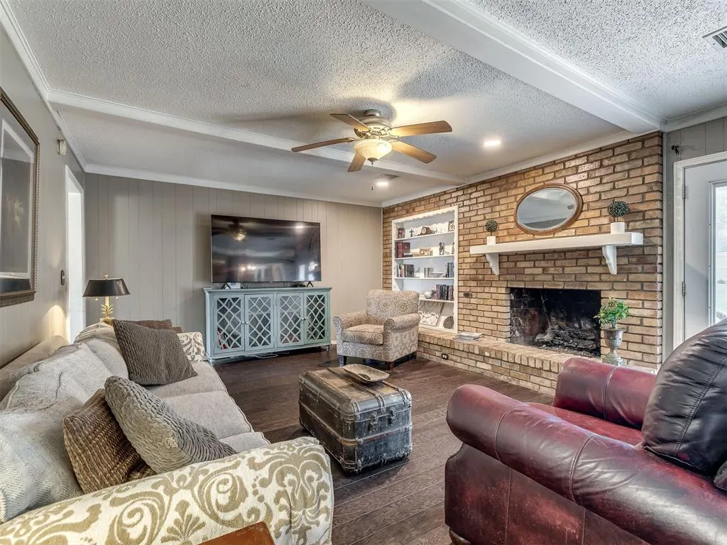 Photo 10 — 6476 N Sterling Drive, Oklahoma City, OK 73132