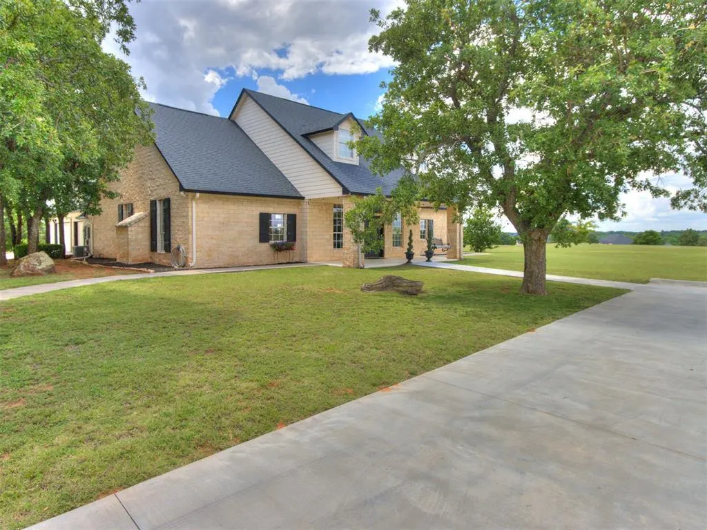 Front exterior — 2358 W Lake Way Drive, Blanchard, OK 73010
