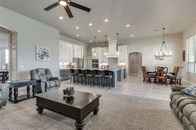 Photo 5 — 14600 Exmoor Circle, Oklahoma City, OK 73142