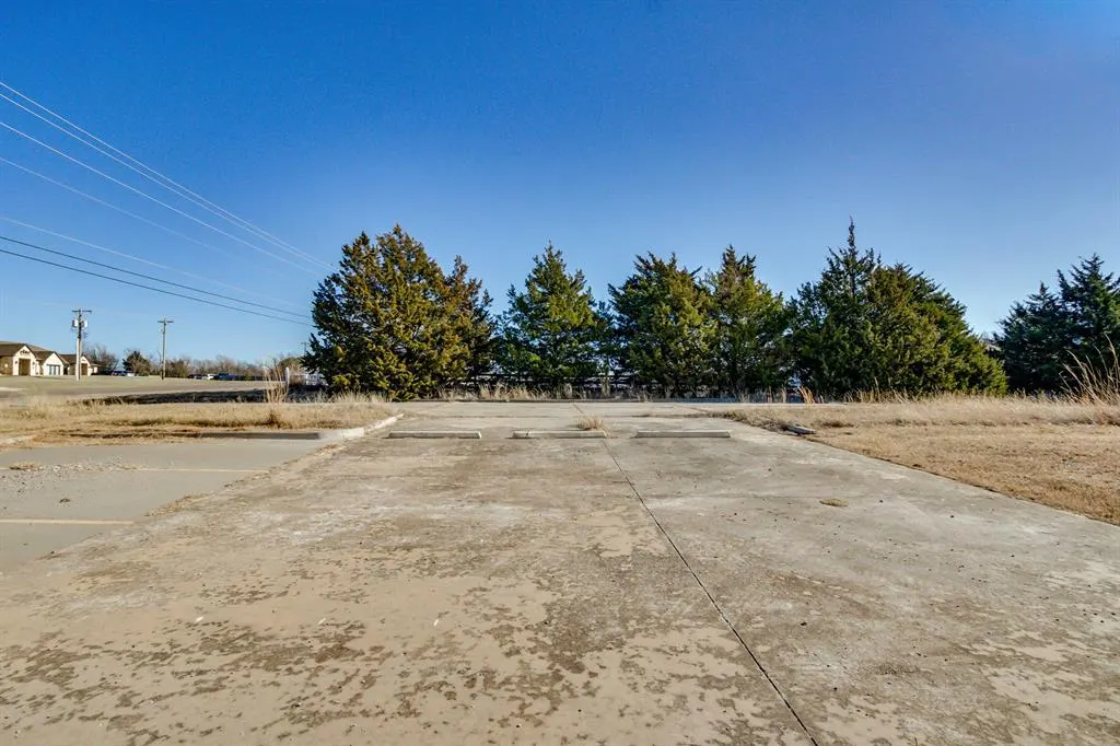 Photo 36 — 16758 NE 23rd Street, Choctaw, OK 73020