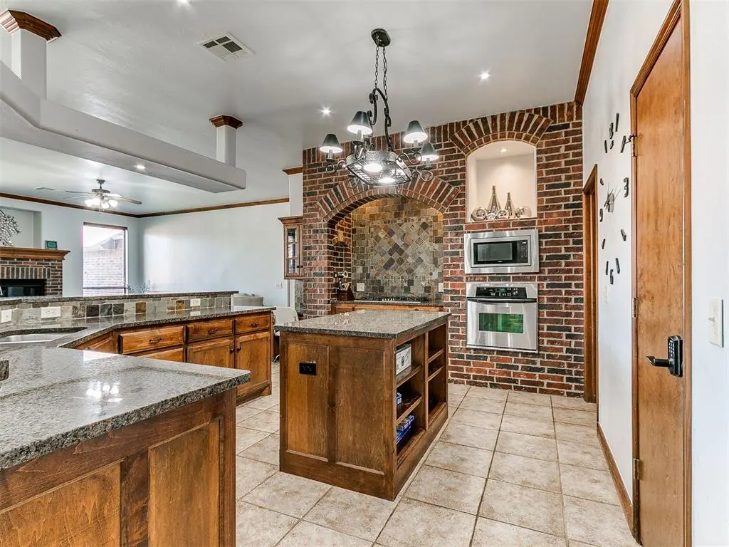 Photo 24 — 15212 Grayson Drive, Edmond, OK 73013
