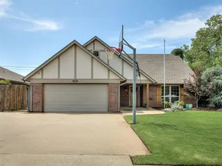 Sold home at 3912 Cedarbrook Drive
