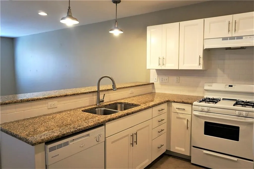 Photo 10 — 1715 NW 14th Street, Oklahoma City, OK 73106