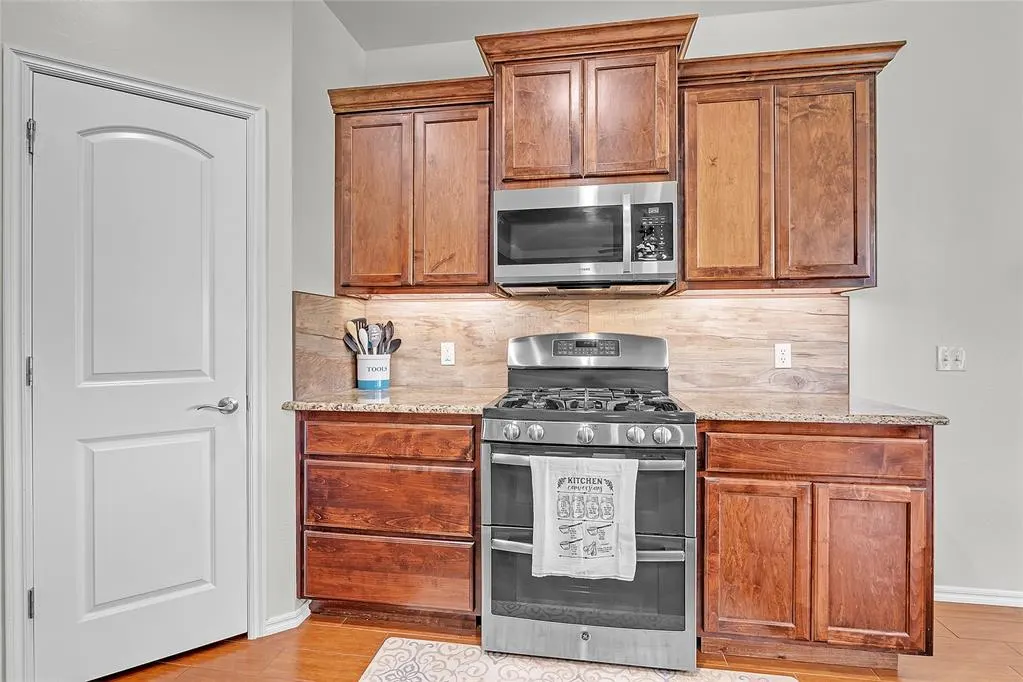 Photo 10 — 13640 Ridge View Lane, Edmond, OK 73025