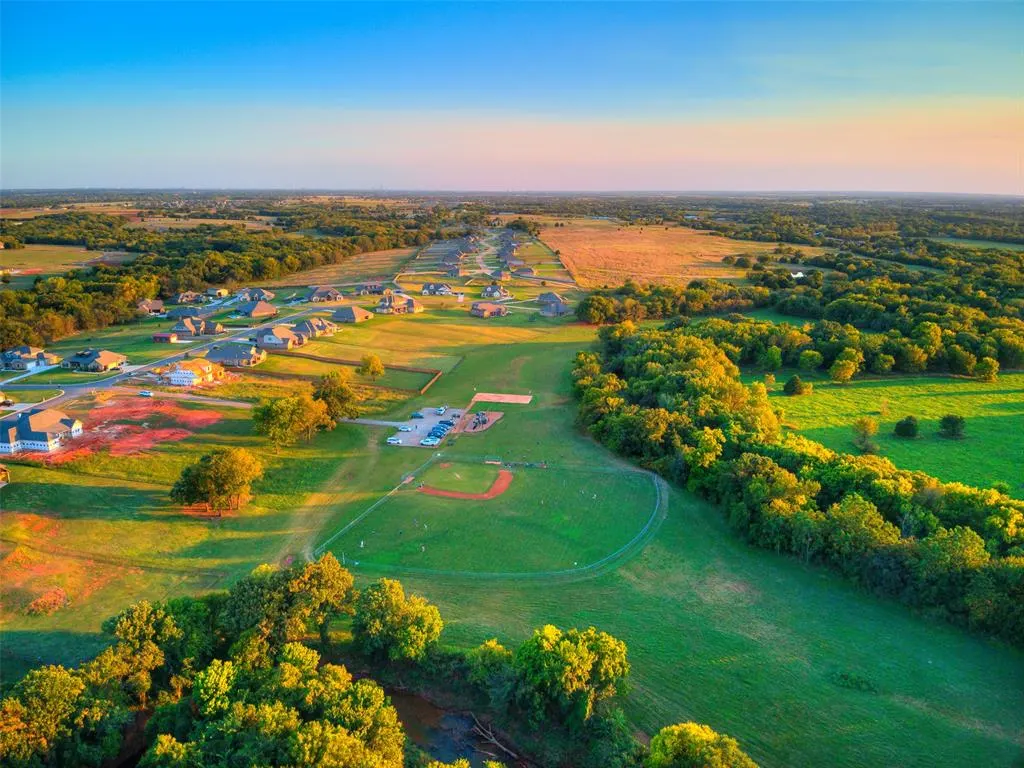 Photo 33 — 13640 Ridge View Lane, Edmond, OK 73025