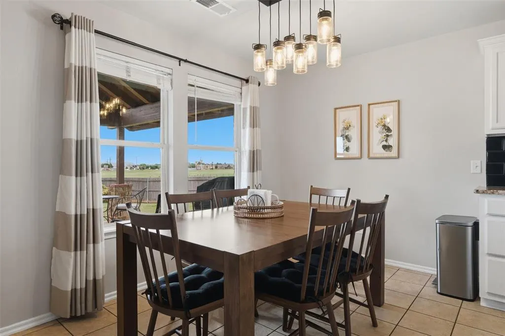 Photo 14 — 2301 NW 176th Street, Edmond, OK 73012