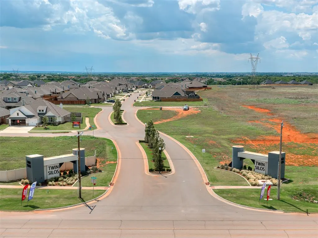 Photo 43 — 8012 NW 152nd Terrace, Edmond, OK 73013