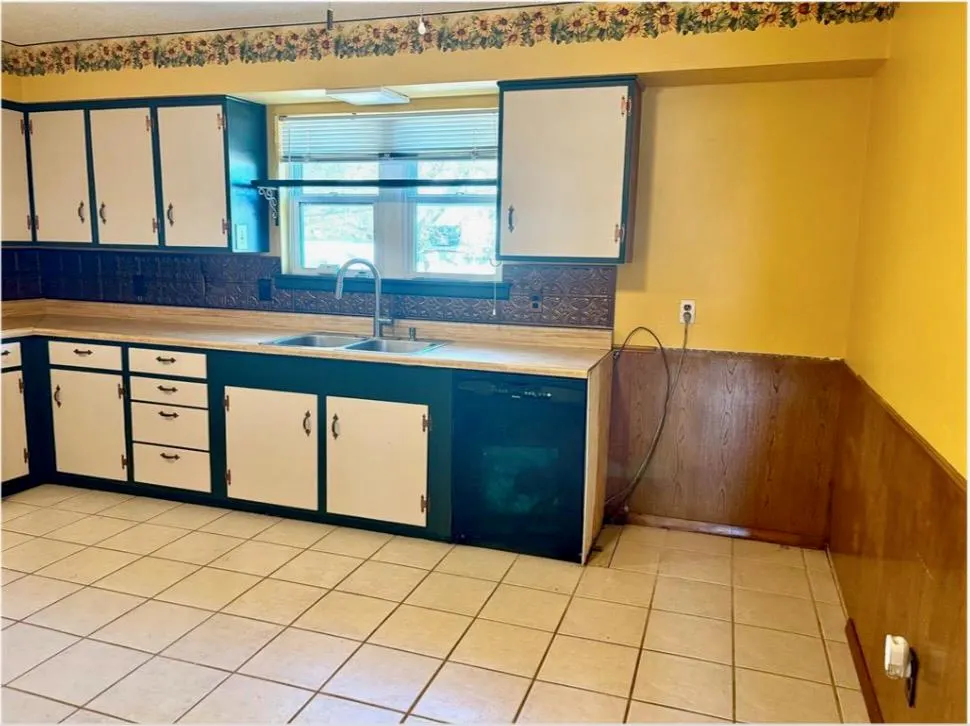Photo 4 — 501 N Windle Street, Granite, OK 73547