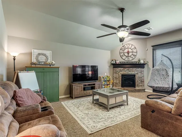 Photo 4 — 8240 NW 159th Street, Edmond, OK 73013