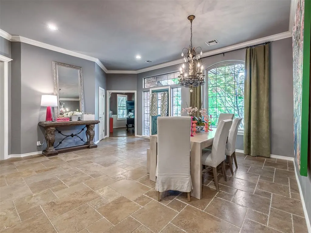 Photo 9 — 124 Lakeview Court, Edmond, OK 73003