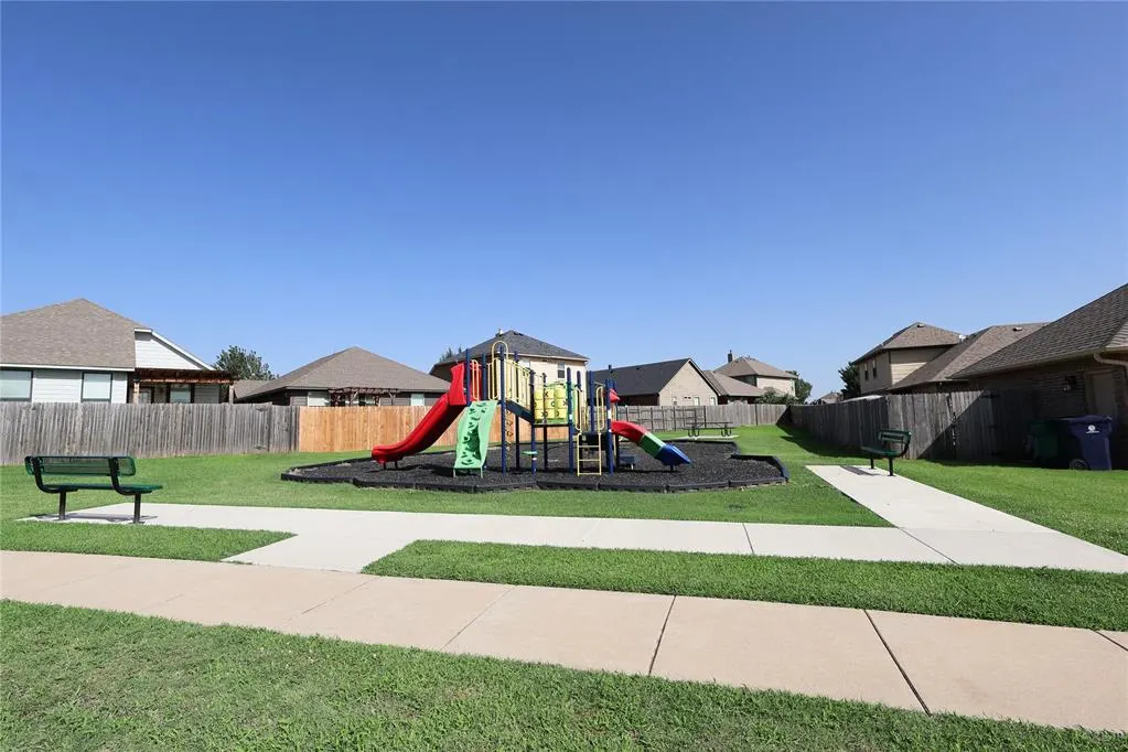 Photo 35 — 7221 Prairie Twyne Drive, Yukon, OK 73099