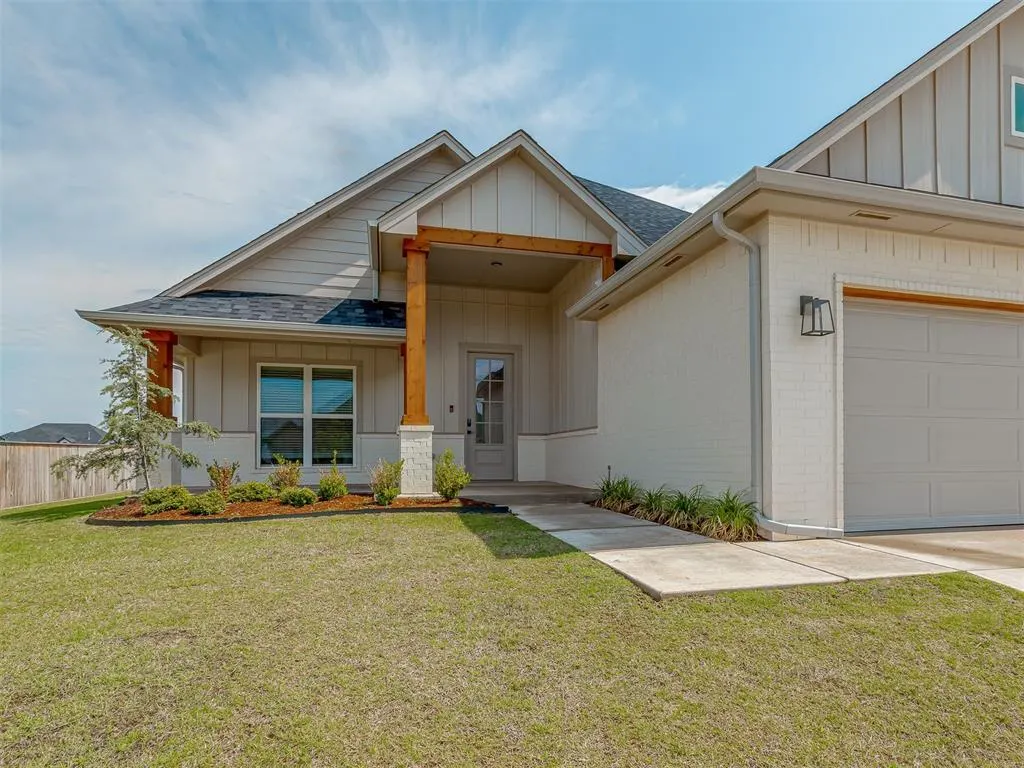 Photo 3 — 9205 SW 35th Street, Oklahoma City, OK 73179