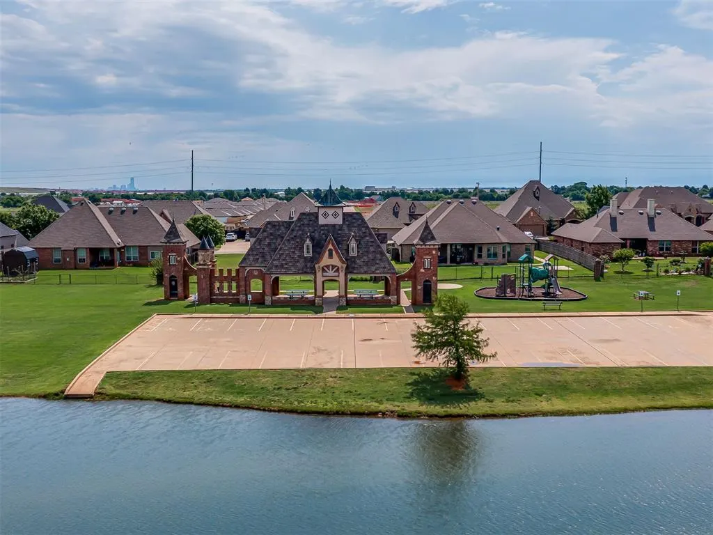 Photo 47 — 9205 SW 35th Street, Oklahoma City, OK 73179