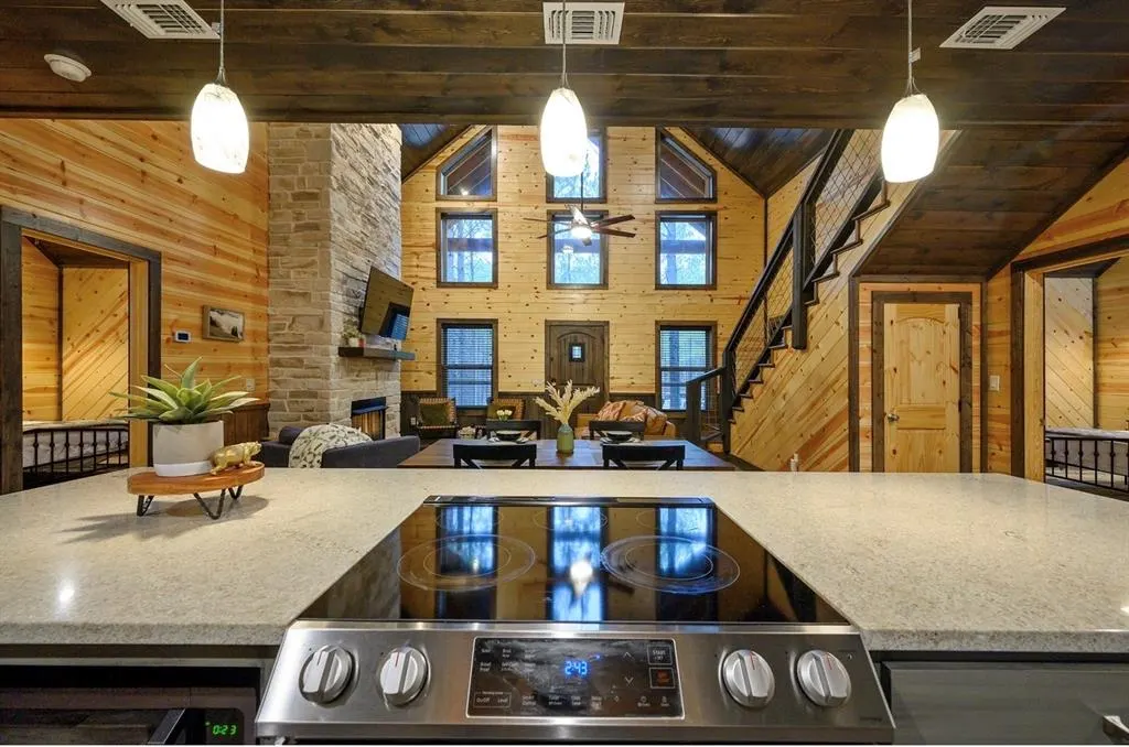 Photo 17 — 338 LOST CREEK Trail, Broken Bow, OK 74728