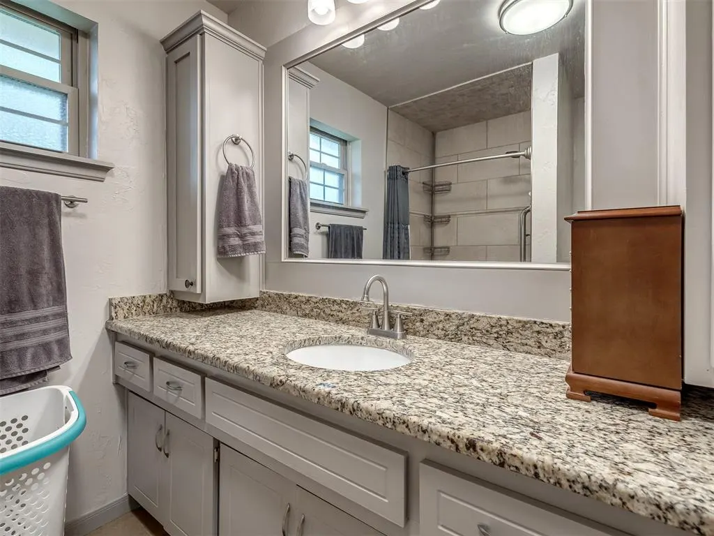 Photo 28 — 7329 Crown Point Road, Oklahoma City, OK 73132