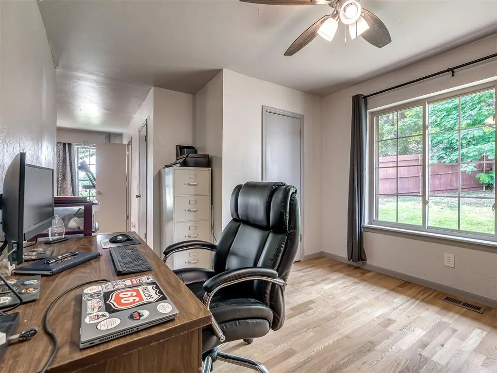 Photo 31 — 7329 Crown Point Road, Oklahoma City, OK 73132