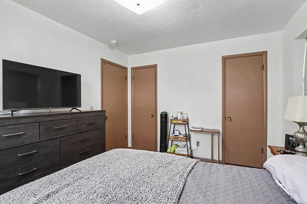 Photo 20 — 605 NW North Street, Minco, OK 73059