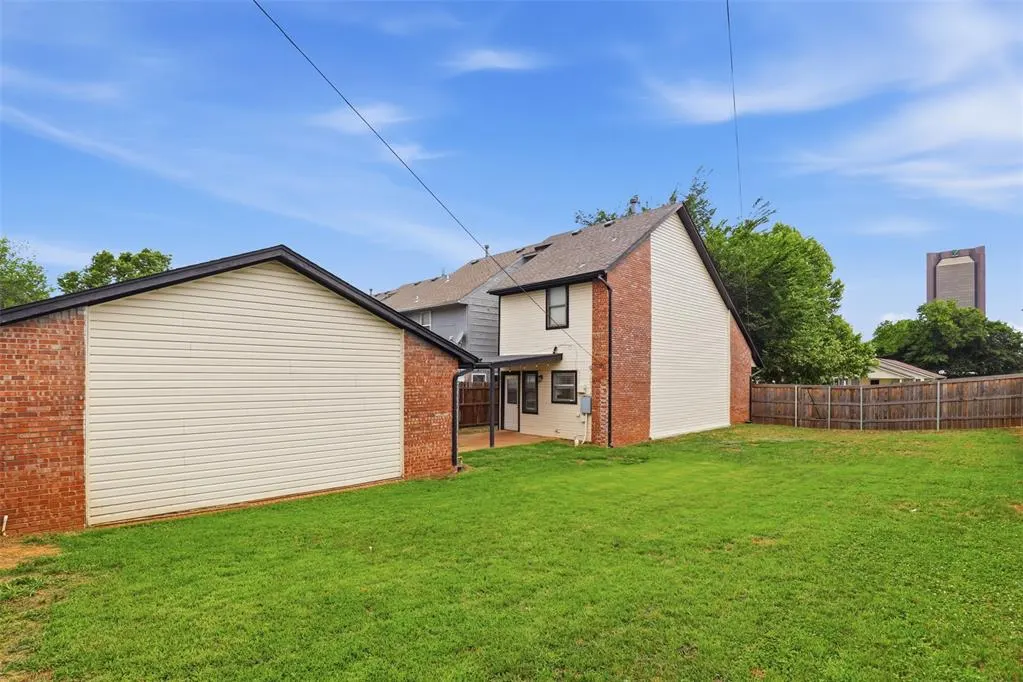 Photo 4 — 1600 NW 46th Street E, Oklahoma City, OK 73118