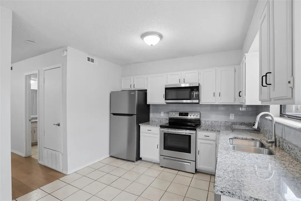 Photo 15 — 1600 NW 46th Street E, Oklahoma City, OK 73118