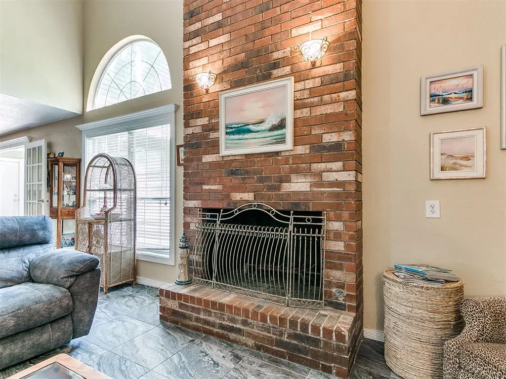 Photo 16 — 7104 N Lakeway Drive, Warr Acres, OK 73132