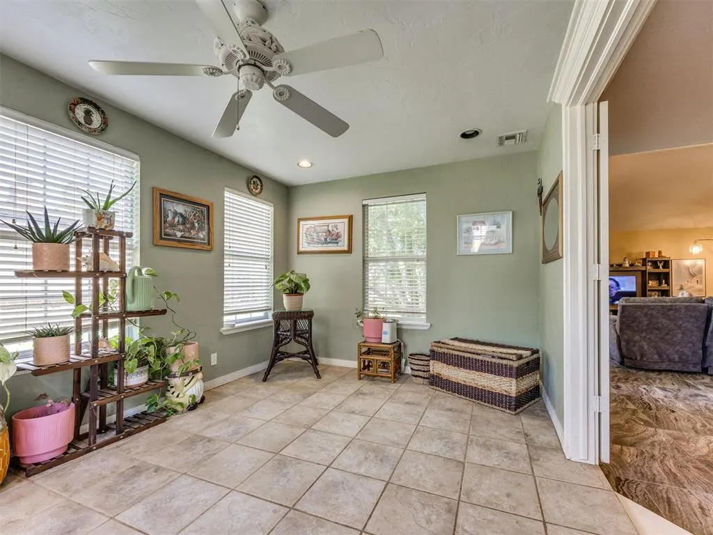 Photo 22 — 7104 N Lakeway Drive, Warr Acres, OK 73132